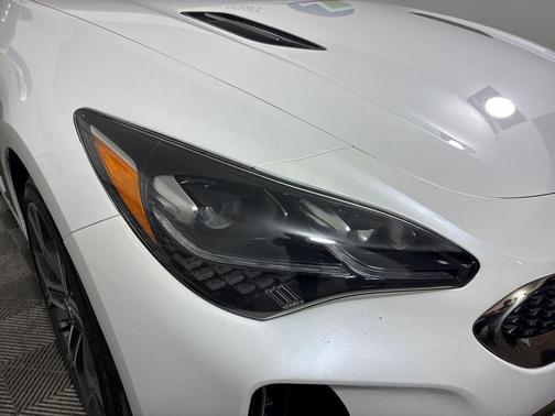 2020 Kia Stinger GT1