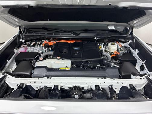 2023 Toyota Sequoia SR5