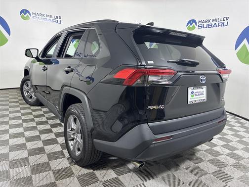 2023 Toyota RAV4 Hybrid LE