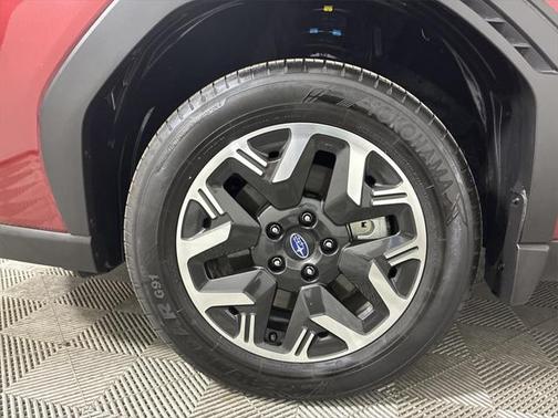 2025 Subaru Forester Base