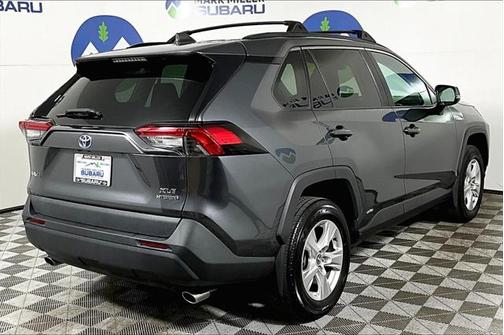 2020 Toyota RAV4 Hybrid XLE