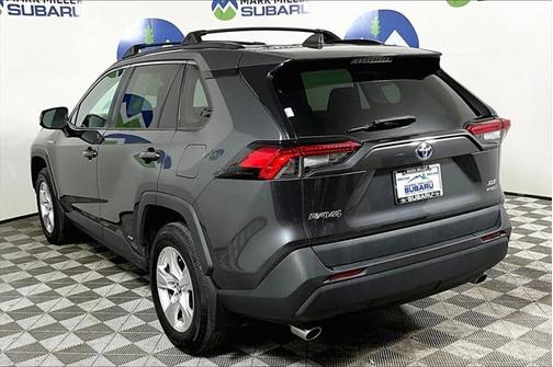 2020 Toyota RAV4 Hybrid XLE