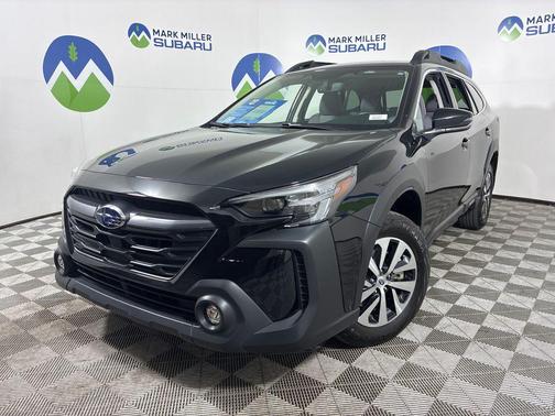 Crystal Black Silica 2025 Subaru Outback Premium