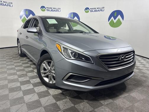 2017 Hyundai SONATA SE