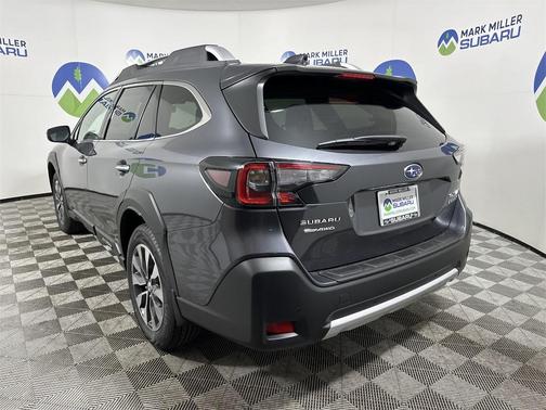 2025 Subaru Outback Touring XT