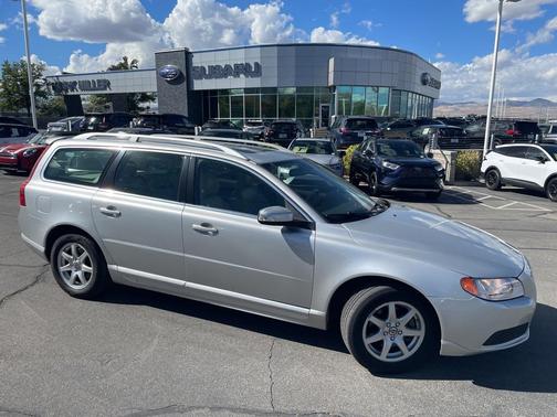 2008 Volvo V70 3.2