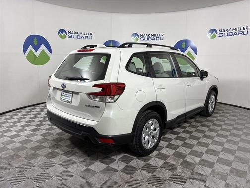 2022 Subaru Forester Base
