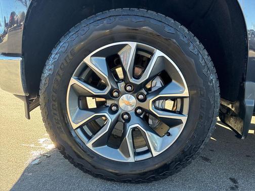 2024 Chevrolet Silverado 1500 LT