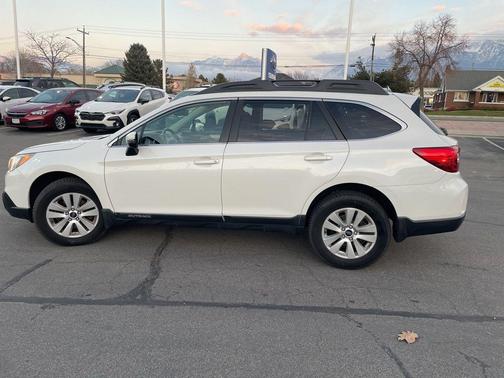 2017 Subaru Outback 2.5i Premium