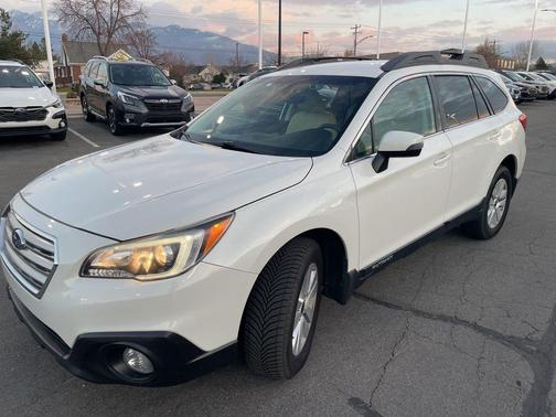 2017 Subaru Outback 2.5i Premium