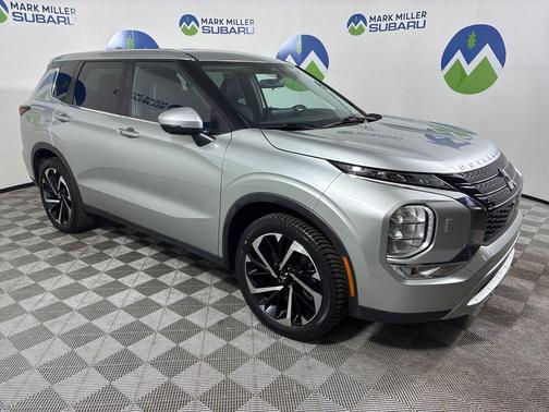 2022 Mitsubishi Outlander SE