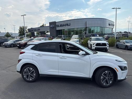 2023 Hyundai KONA EV SE