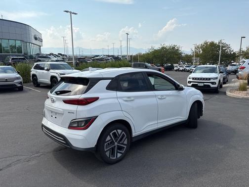 2023 Hyundai KONA EV SE
