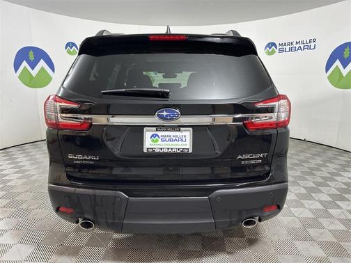 2025 Subaru Ascent Limited 8-Passenger