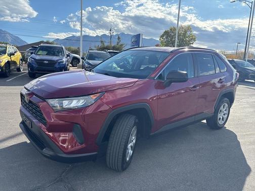 2021 Toyota RAV4 LE