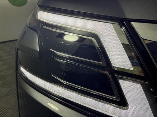 2023 Nissan Armada SL 4WD