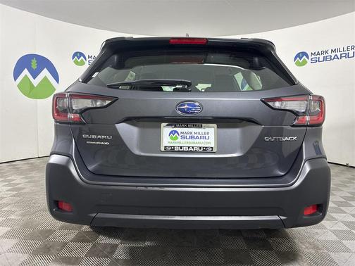 2025 Subaru Outback Base