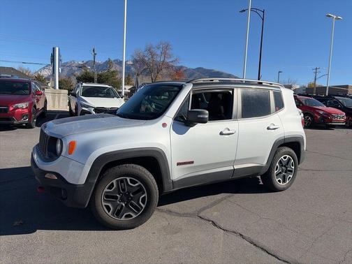 2017 Jeep Renegade Trailhawk