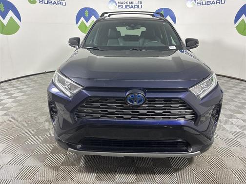 2021 Toyota RAV4 Hybrid SE
