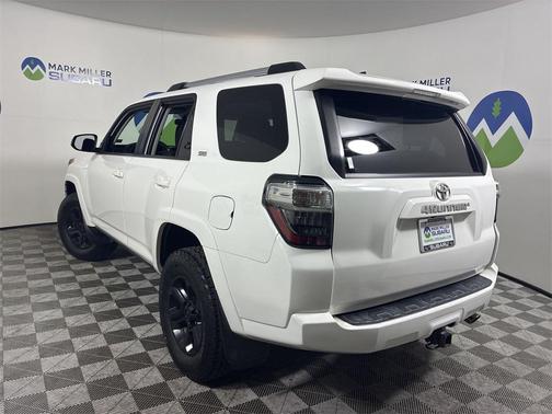 2019 Toyota 4Runner SR5
