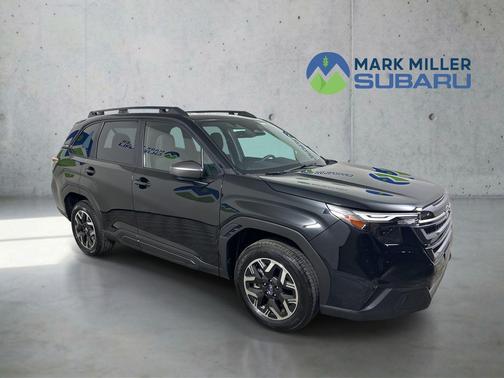 Crystal Black Silica 2025 Subaru Forester Premium