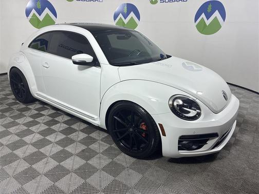 2018 Volkswagen Beetle 2.0T SE