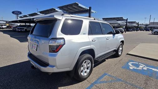 2022 Toyota 4Runner SR5