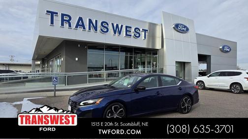 2024 Nissan Altima SR FWD