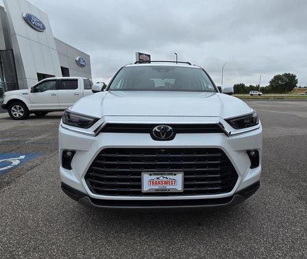 2024 Toyota Grand Highlander Platinum