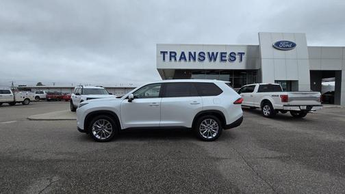 2024 Toyota Grand Highlander Platinum