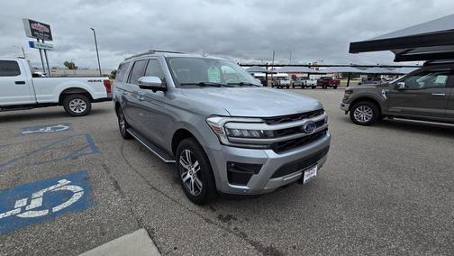 2022 Ford Expedition Max XLT