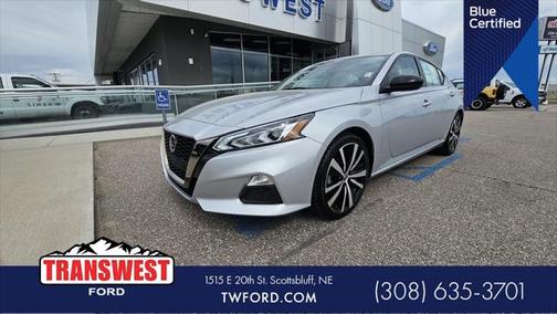 2022 Nissan Altima SR FWD