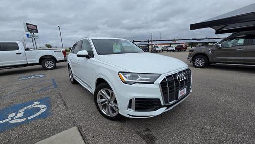 2023 Audi Q7 55 Premium Plus