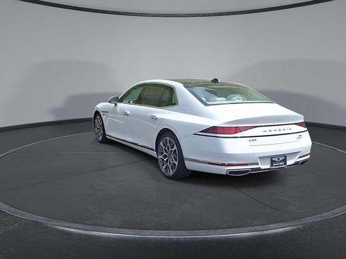 Uyuni White 2025 Genesis G90 3.5T e-SC AWD