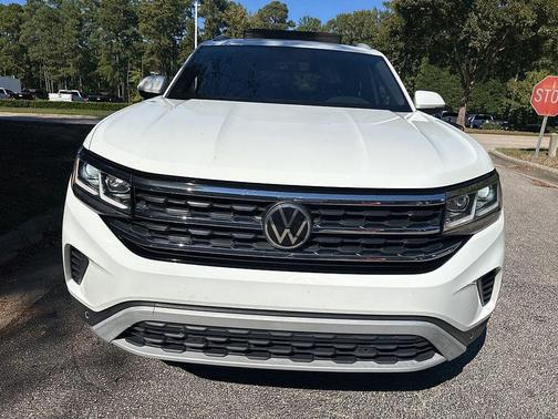 2022 Volkswagen Atlas Cross Sport 3.6L V6 SE w/Technology