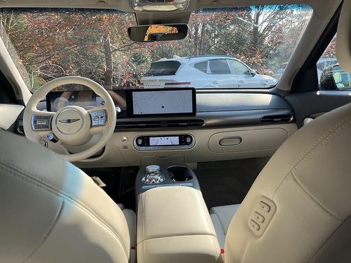 2025 Genesis GV60 Standard RWD