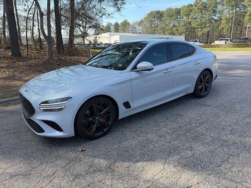 2022 Genesis G70 3.3T RWD