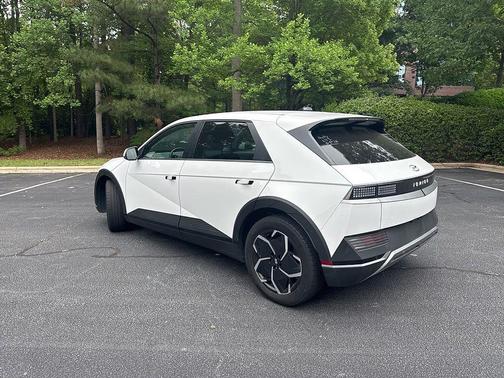 Atlas White 2024 Hyundai IONIQ 5 SEL
