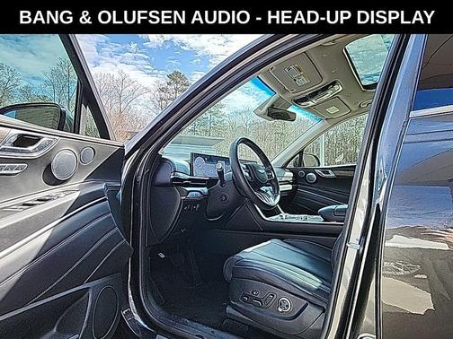 2025 Genesis GV80 2.5T