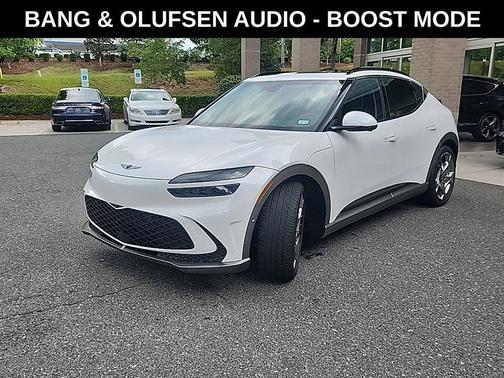 Uyuni White 2023 Genesis GV60 Performance AWD
