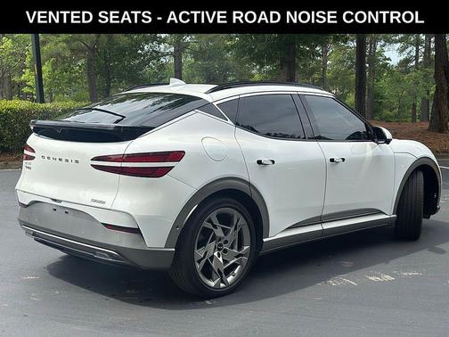 Uyuni White 2023 Genesis GV60 Performance AWD