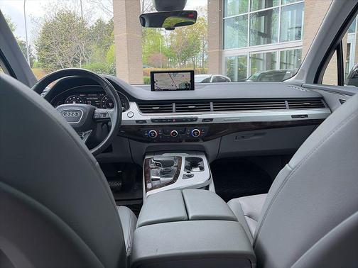 Ink Blue Metallic 2018 Audi Q7 2.0T Premium Plus