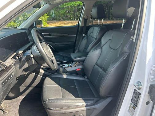 Glacial White Pearl 2025 Kia Telluride EX