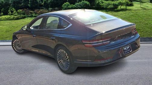 2023 Genesis Electrified G80 