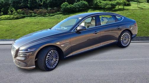 2023 Genesis Electrified G80 