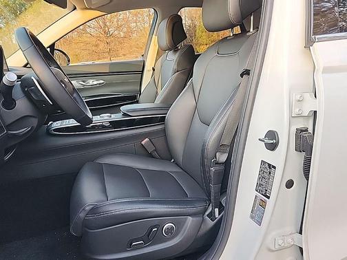 2025 Genesis GV70 2.5T AWD