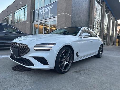 2025 Genesis G70 2.5T RWD