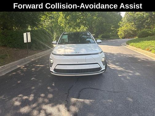 Atlas White 2024 Hyundai KONA EV Limited