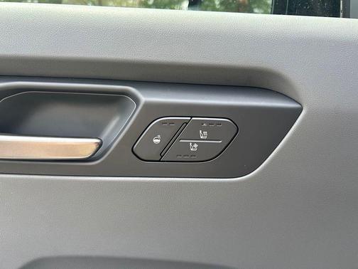 Aurora Black Pearl 2024 Kia EV9 Wind
