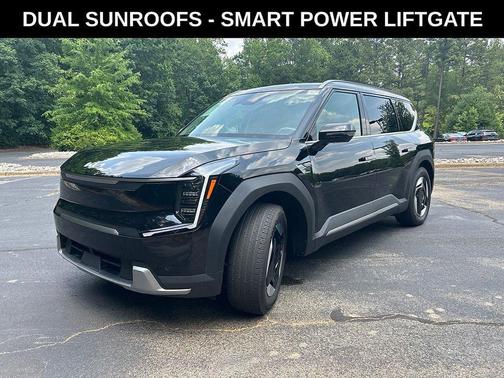 Aurora Black Pearl 2024 Kia EV9 Wind
